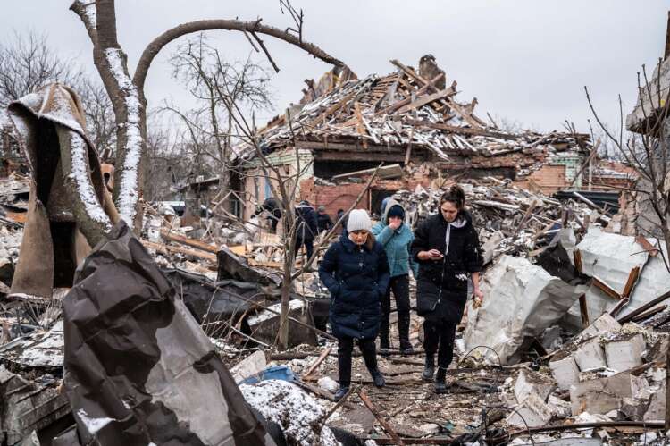 Ukraine demands ceasefire, humanitarian corridors at talks with Russians