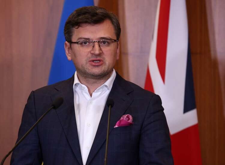 U.S. and NATO allies pledge more arms to Ukraine