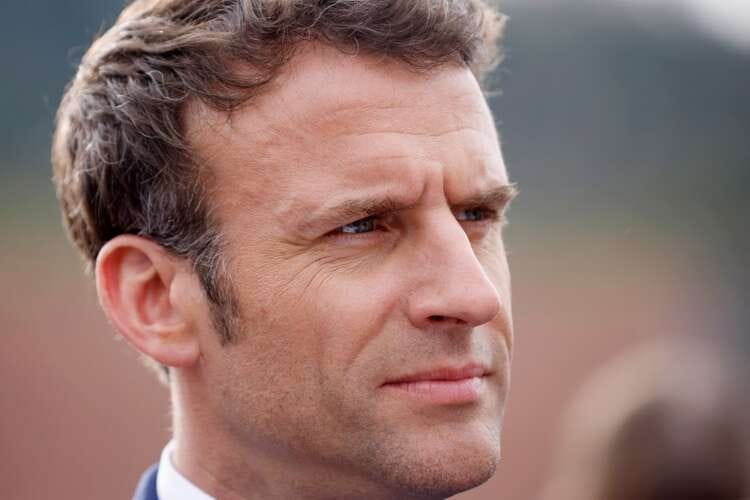 Poverty, education levels draw battle lines in French election