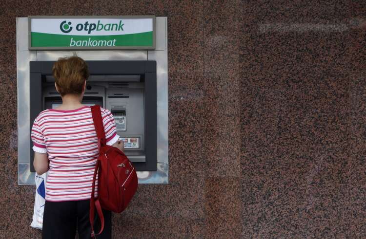 Hungary&#8217;s OTP Bank &#8220;pressured&#8221; by Ukraine to sell Russian unit, CEO says