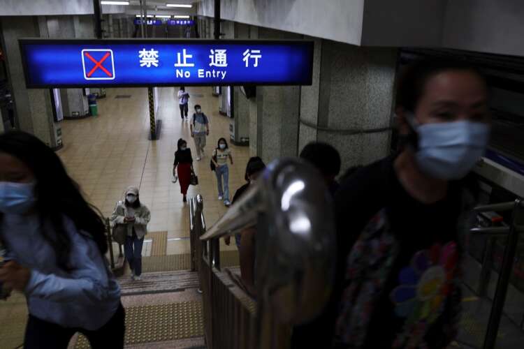 Beijing nervously returns to work as China doubles down on &#8216;zero-COVID&#8217; policy