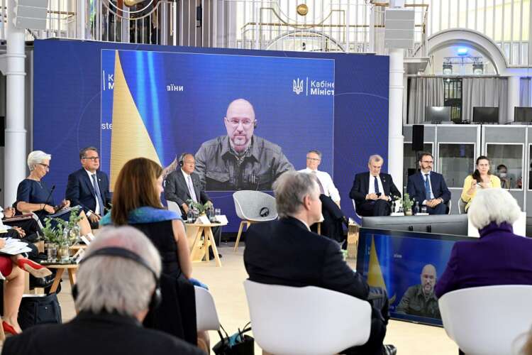 G7 offers $9.5 billion new aid for Ukraine, ready with more