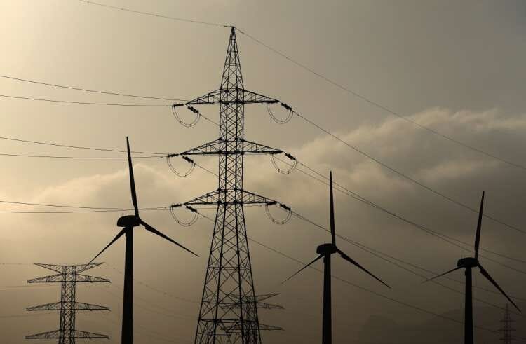Spain readies new tax on electric utilities&#8217; profits
