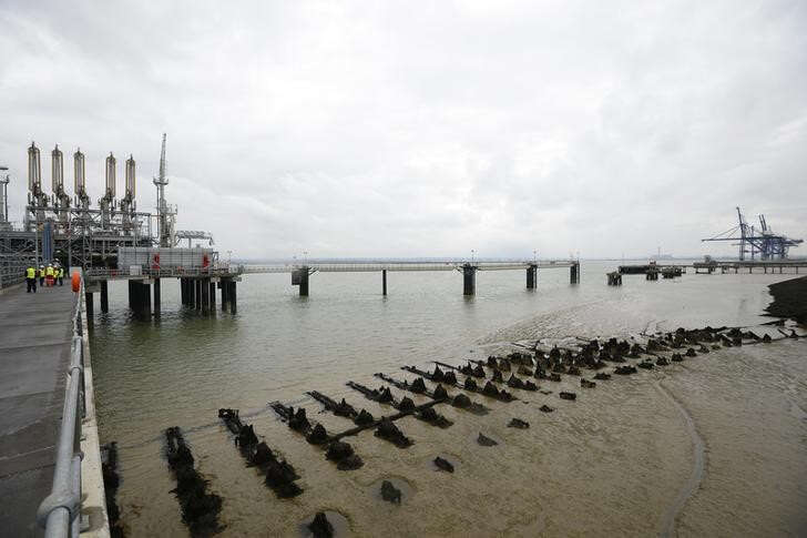 Britain to receive rare LNG cargo from Australia, Oman