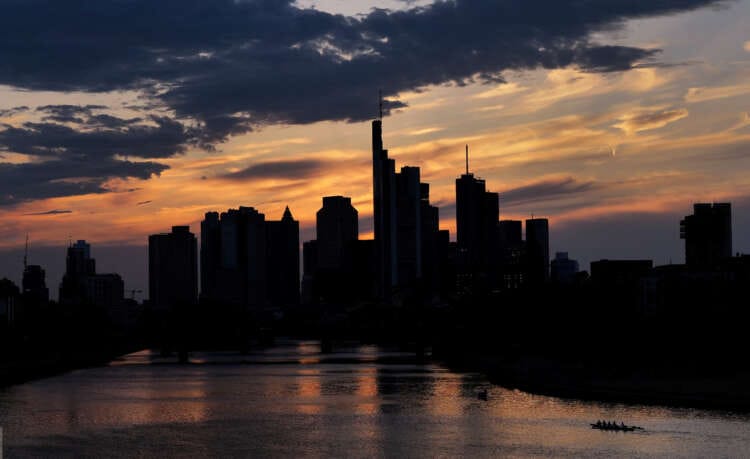 Germany heading for recession despite new relief plan &#8211; economists