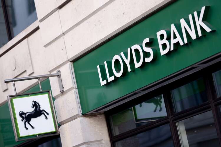 Britain&#8217;s Lloyds racks up $350 million of likely scam COVID loans