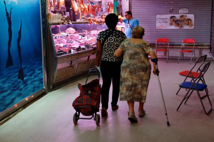 Spain September final 12-month inflation revised down to 8.9%