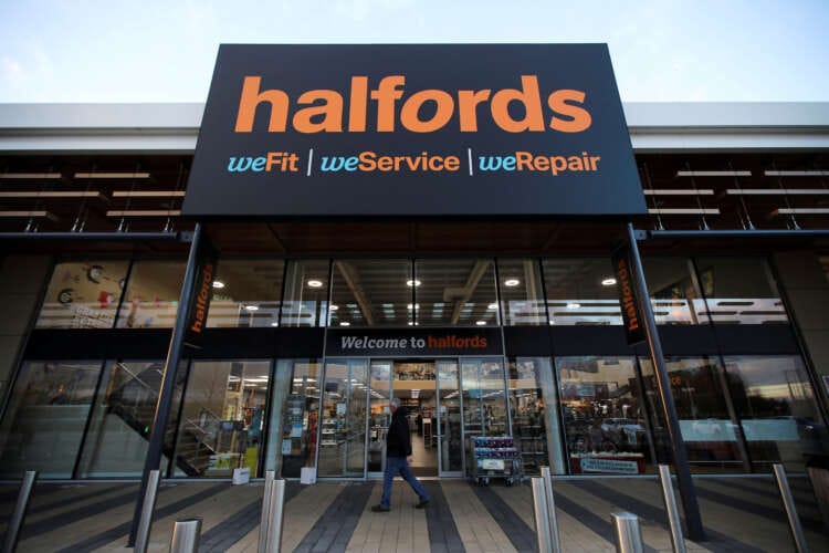 Britain&#8217;s Halfords targets retirees in recruitment drive