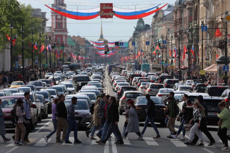 Russian services activity shrinks for third month running in Dec -PMI