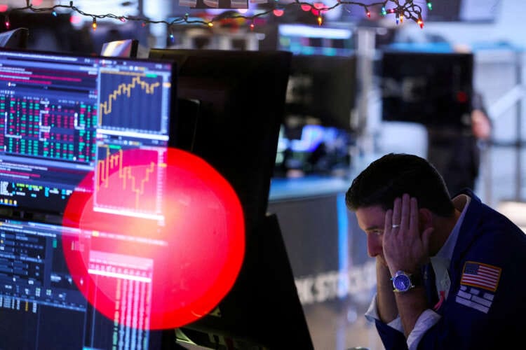 Stocks, dollar gain on soft landing hopes