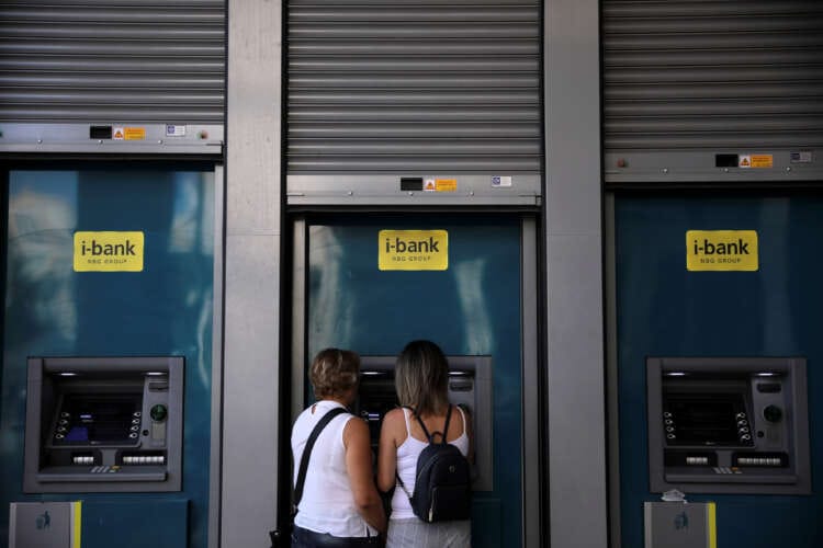 Greece to increase minimum wage again, before election