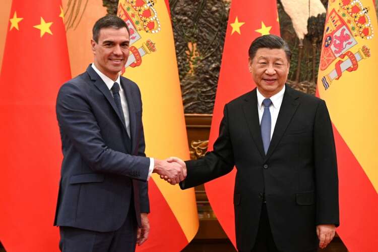 In Beijing, Spanish PM urges Xi to speak with Ukraine&#8217;s Zelenskiy