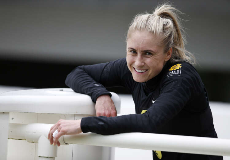 Soccer-England&#8217;s Houghton will keep &#8216;knocking the door&#8217; for the World Cup