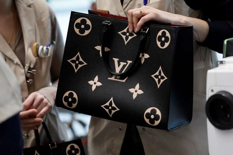 Analysis-LVMH&#8217;s caution points to Americans&#8217; waning lust for luxury