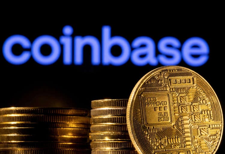 Crypto firms will develop &#8216;offshore&#8217; without clear US rules, Coinbase chief says
