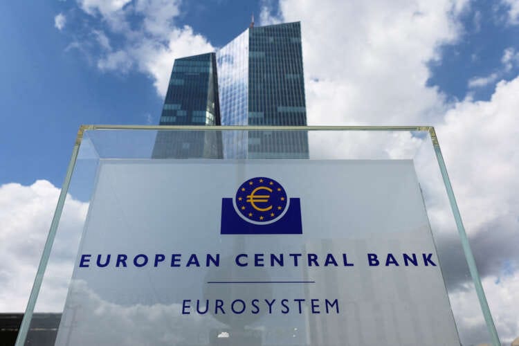 Euro zone services booming but sentiment recovery may have stalled -ECB&#8217;s Lane