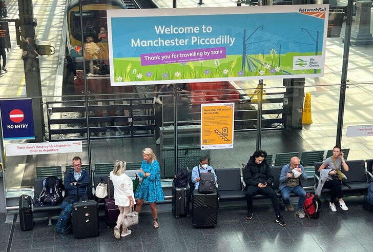 UK brings train operator TransPennine under temporary state control