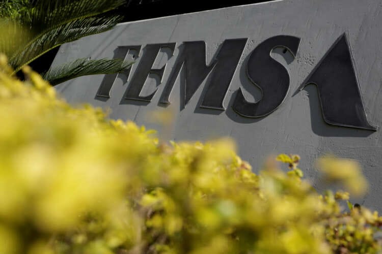 Mexico&#8217;s FEMSA launches second 3 billion euro sale of Heineken shares
