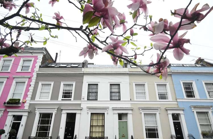 UK house prices fall by most since 2009, higher rates to bite-Nationwide