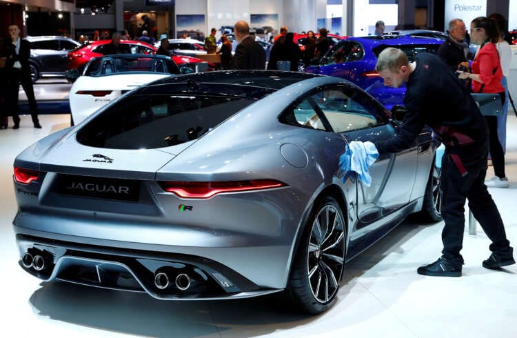 JLR taps Everstream Analytics&#8217; AI to dodge supply chain problems