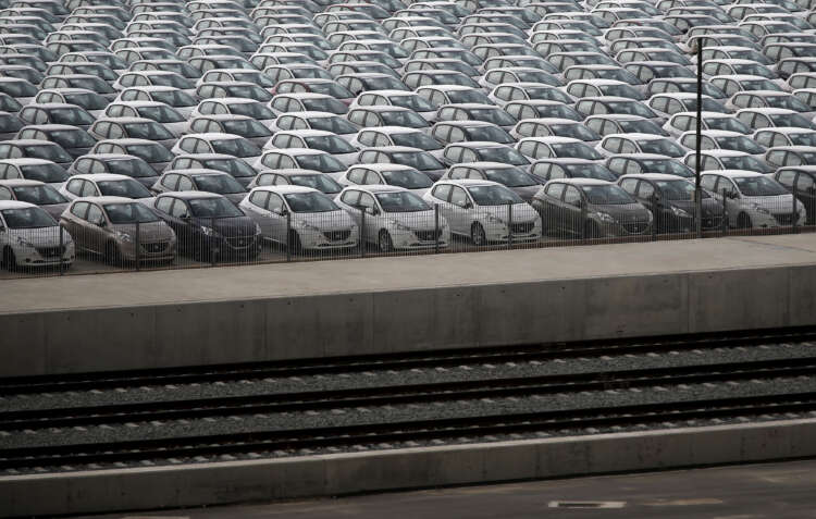 European car sales rise in May &#8211; ACEA