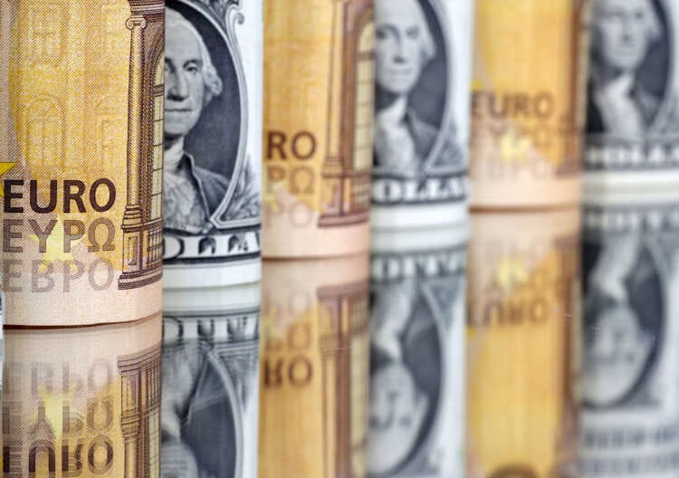 Dollar shines against battered yen; Aussie dragged by jobs data, China woes