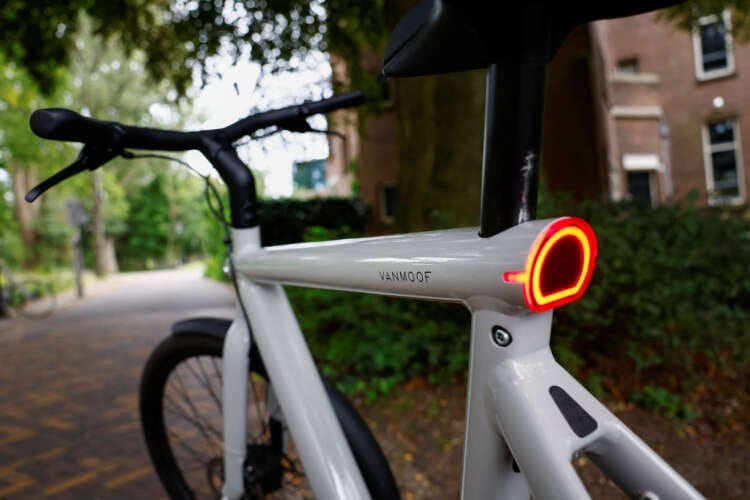 McLaren Applied&#8217;s Lavoie in talks to buy Dutch e-bike maker VanMoof &#8211; source