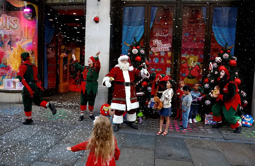 Analysis-Santa&#8217;s sleigh to be lighter as people buy fewer toys