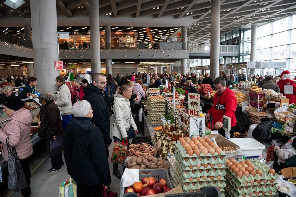 Hungary takes aim at &#8216;shrinkflation&#8217; with mandatory price warnings