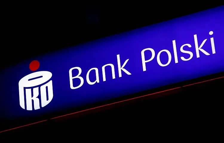 Poland&#8217;s top lender PKO BP Q2 profit quadruples on core business, low provisions