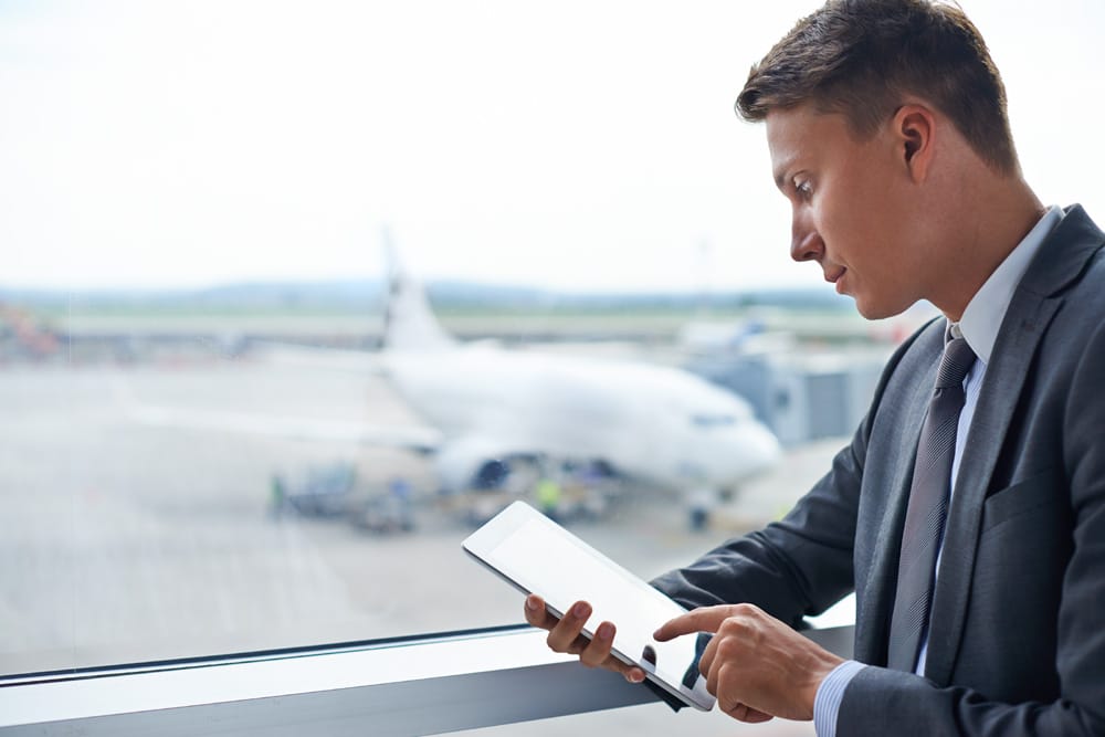 IFS research reveals major differences in digital maturity across industries: aviation most progressive while oil and gas lags behind