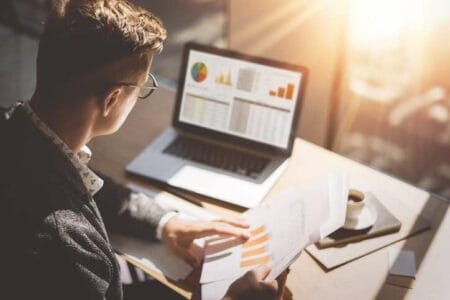 Growing your wealth: why you should invest in the stock market 