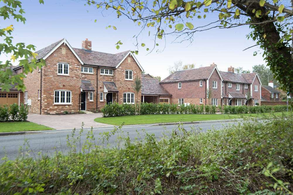 Make The Most Of Market Town Living At Little Logmore