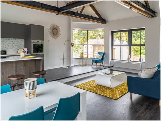 Homehunters balance life and work at Carriage Court