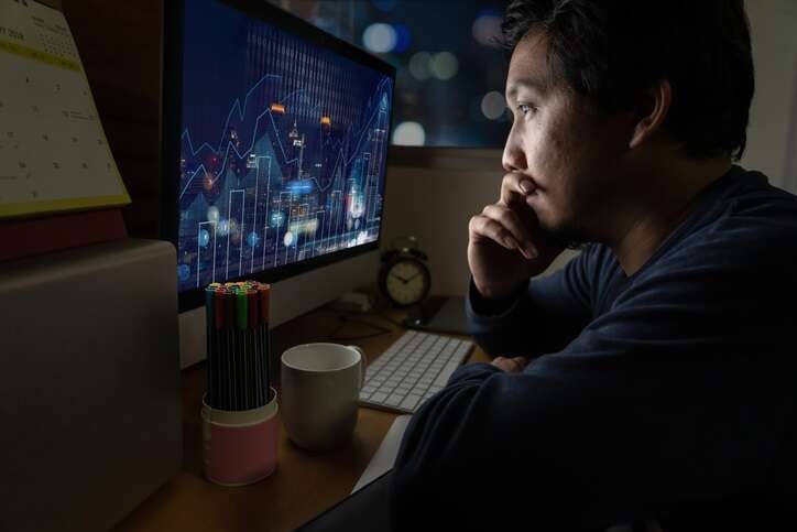 Important factors to consider before portfolio diversification