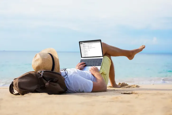 Switching off is hard to do &#8211; 29% hatch work plans on holiday