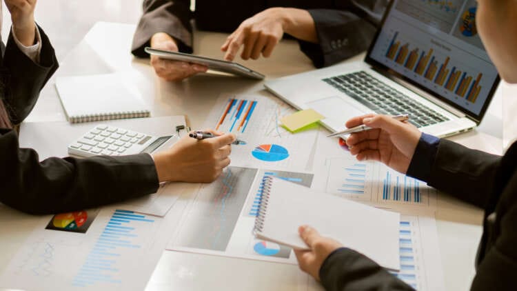 3 Impactful Ways that Leaders Can Contribute to the Independent Development of Their Employees