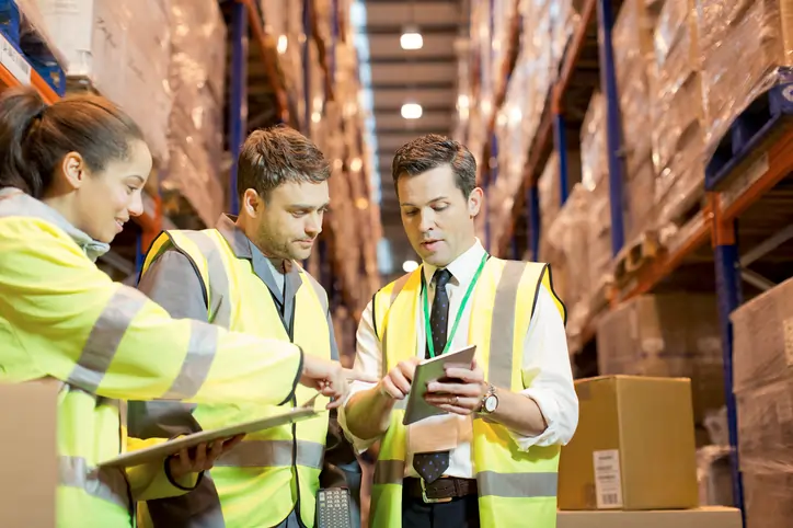 The Ultimate Guide for UK Fleet Managers: How iCompario Revolutionizes Your Business Operations