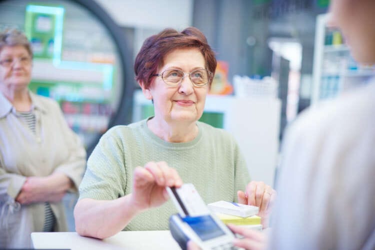 Can banks acquire customers with biometric payment cards?