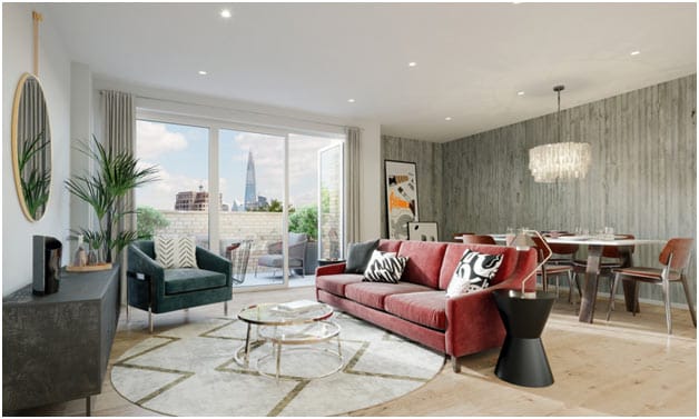 Buyers Get Christmas Wrapped Up In Walworth