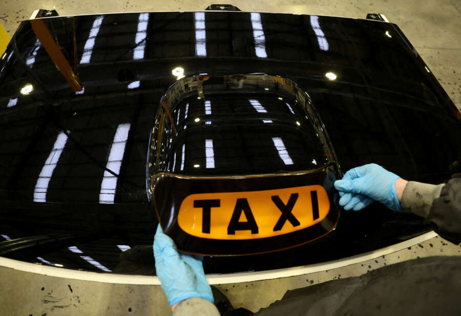 Geely&#8217;s London black cab unit unveils new large EV platform