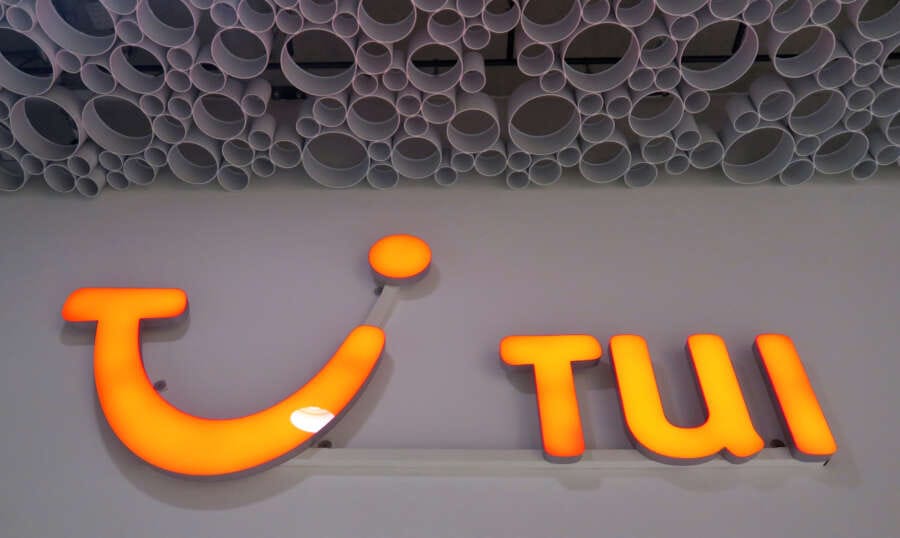 TUI sees summer travel demand &#8216;significantly&#8217; lifting 2023 profit
