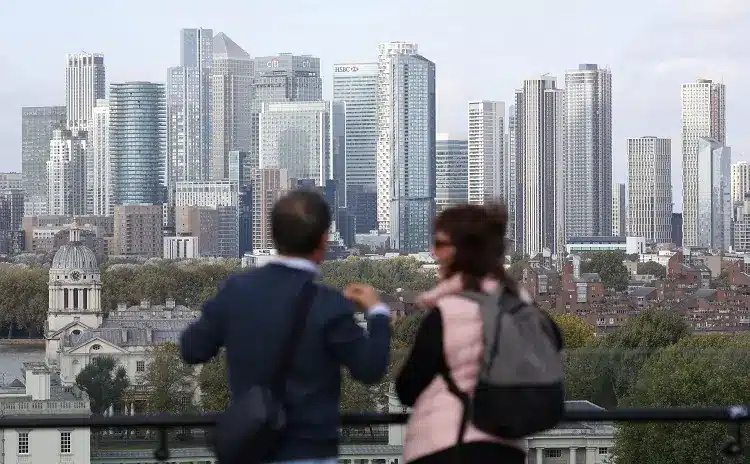 Smaller UK firms need help to end &#8216;doom loop&#8217;, think tank says