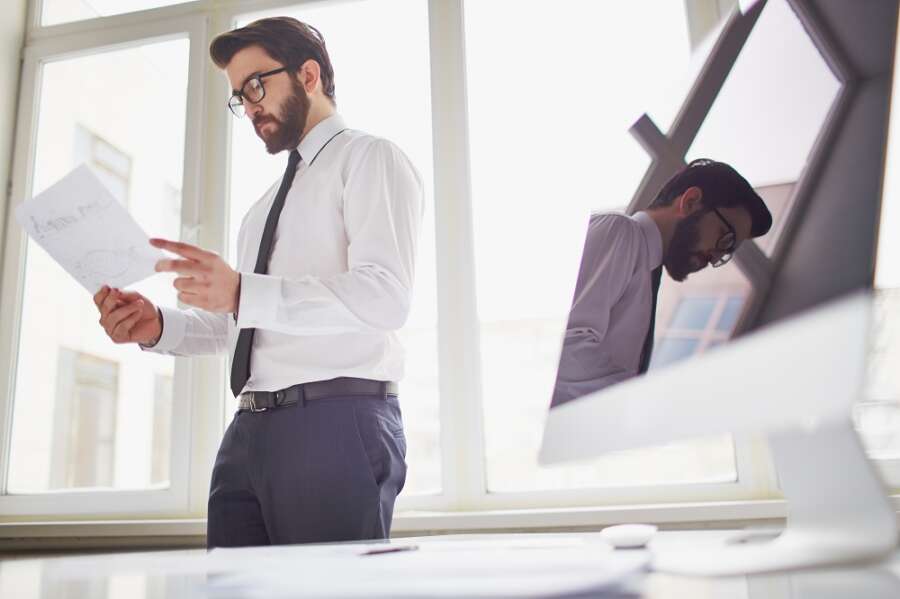 60 Clear-Cut Ideas That Make Handling Crises and Career Setbacks Easier