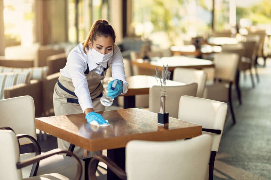 “Service please!”: Upgrading the post-pandemic restaurant experience through Wireless WANs