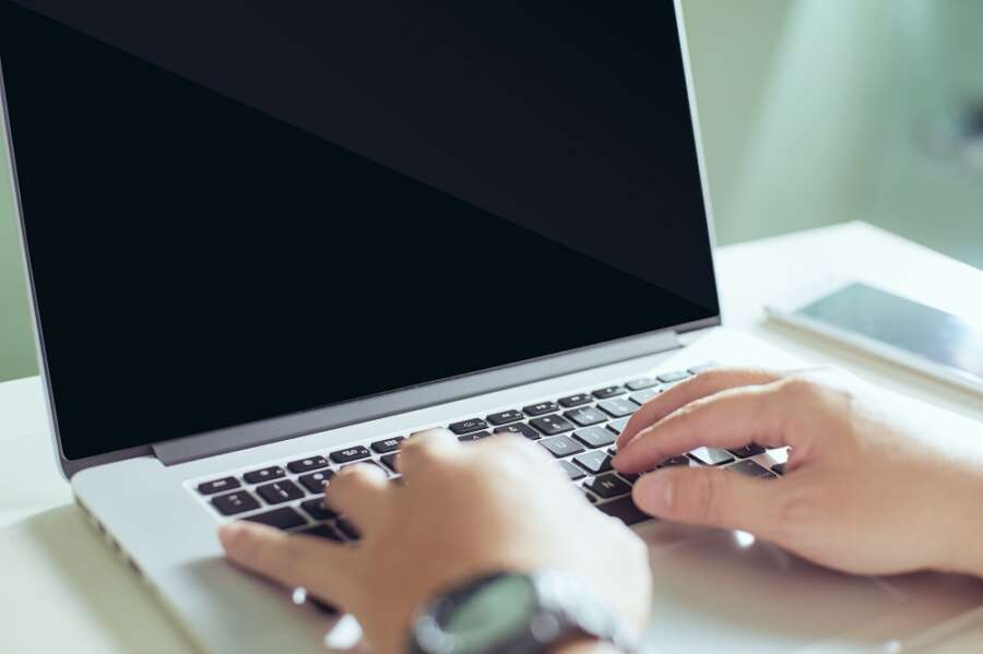 Trade body welcomes extension of digital RTW checks