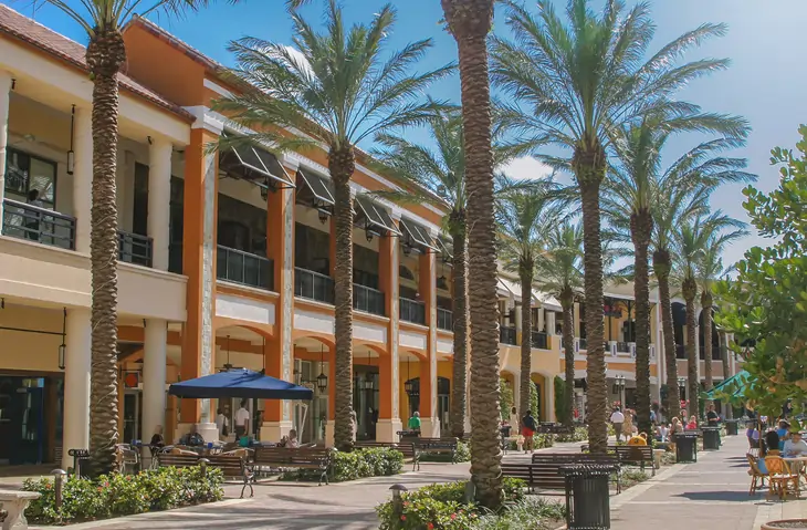 Furniture companies in Florida