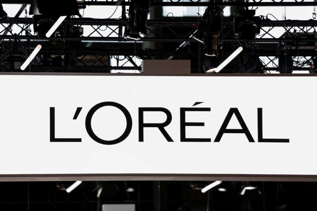 L&#8217;Oréal denies report saying it suspended Twitter ad spending