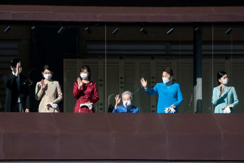 Japan&#8217;s emperor gives first public New Year&#8217;s greeting since 2020