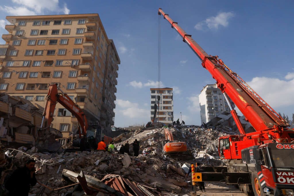 A crane, for God&#8217;s sake&#8217;: Inside the struggles of Turkey&#8217;s earthquake response